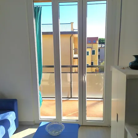 Lägenhet Casa Graziosa Spotorno